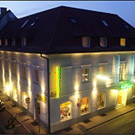 Hotel Geyer Клагенфурт Екстериор снимка