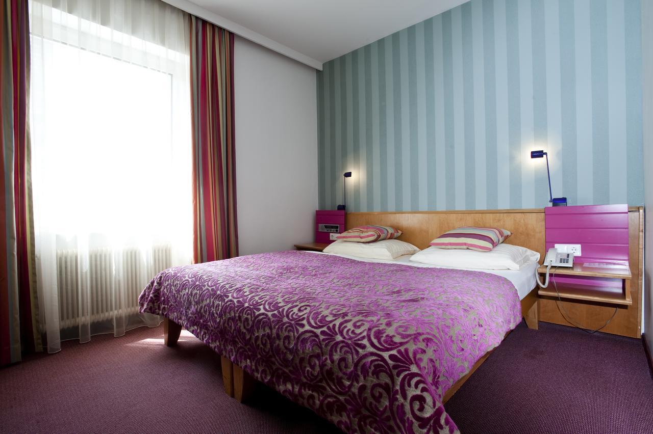 Hotel Geyer Клагенфурт Екстериор снимка