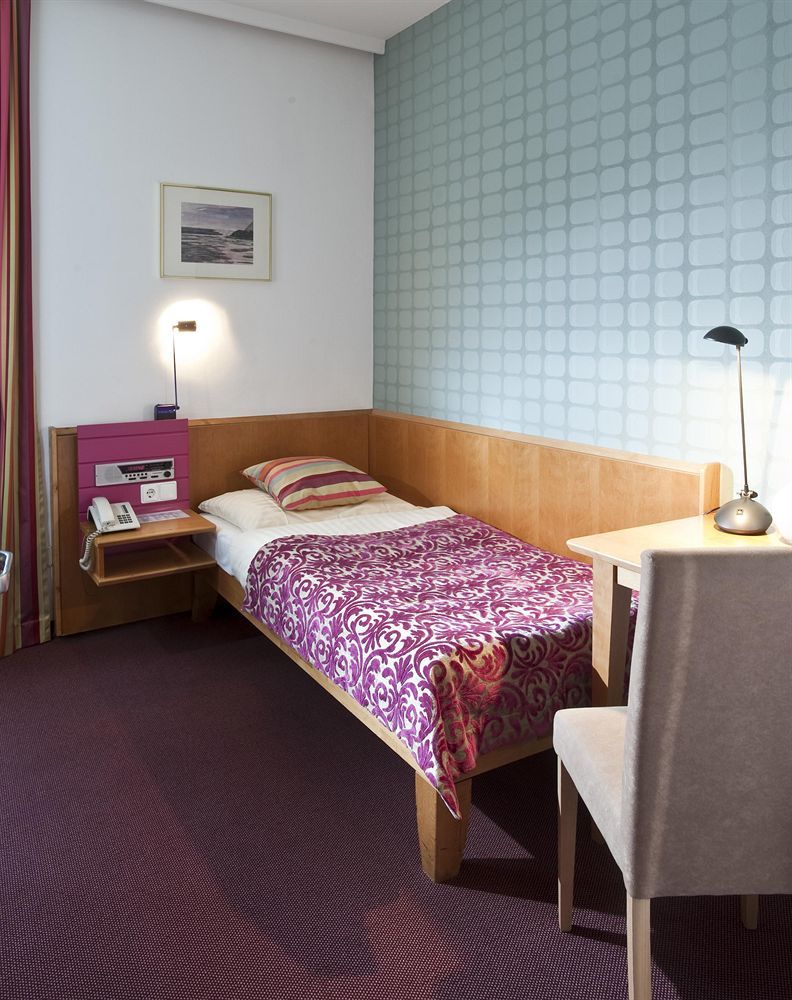 Hotel Geyer Клагенфурт Екстериор снимка