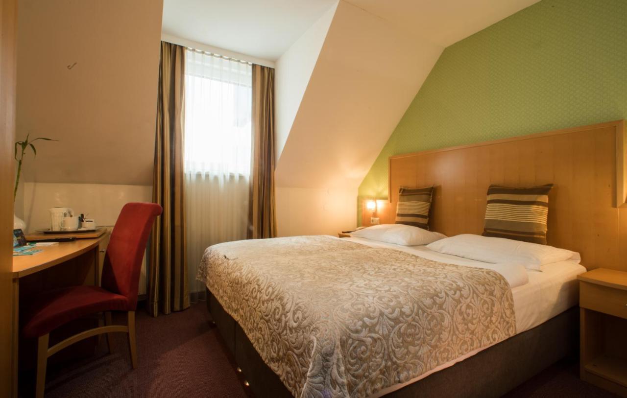 Hotel Geyer Клагенфурт Екстериор снимка