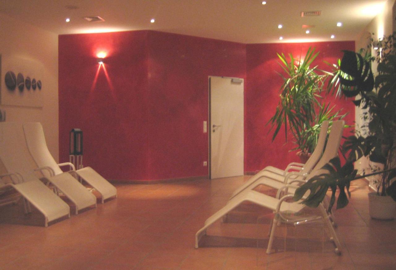 Hotel Geyer Клагенфурт Екстериор снимка